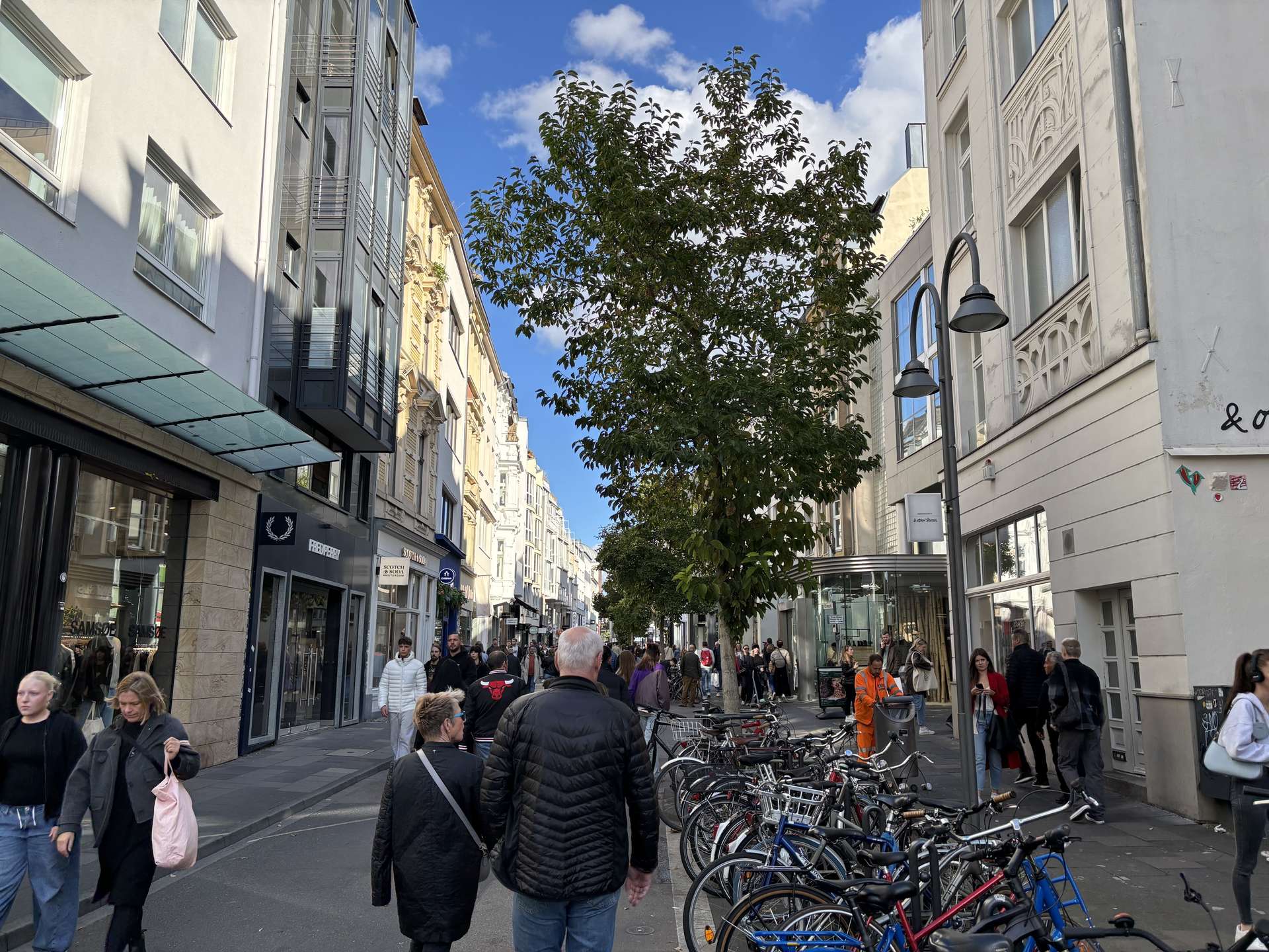 Straßenansicht